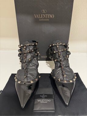 Valentino Garavani Black Noir Patent Leather Rockstud Pointed-Toe Heels